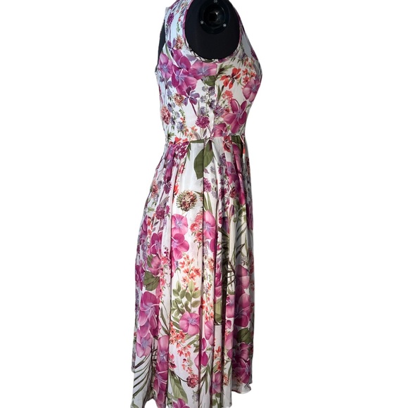 Gabby Skye Floral Print Dress - Picture 4 of 10